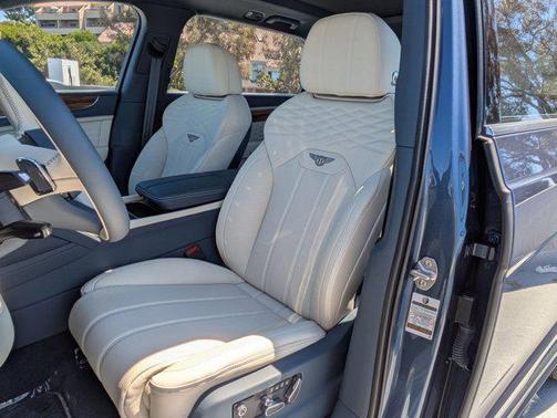 2024 Bentley Bentayga A
