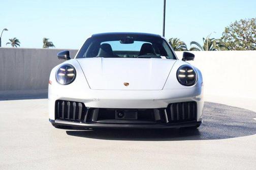 2026 Porsche 911 Carrera GTS