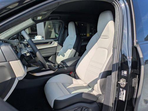 2026 Porsche Cayenne Cayenne E-Hybrid