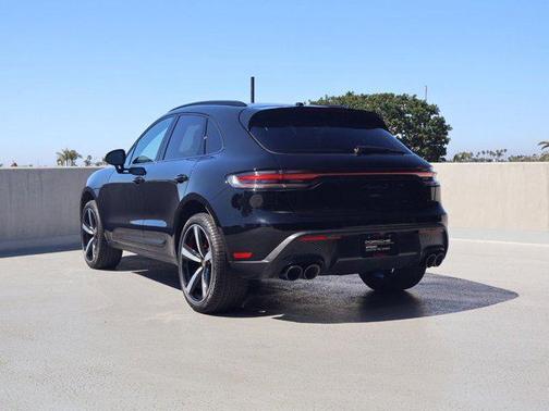 2022 Porsche Macan S