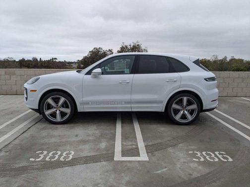 2025 Porsche Cayenne Cayenne