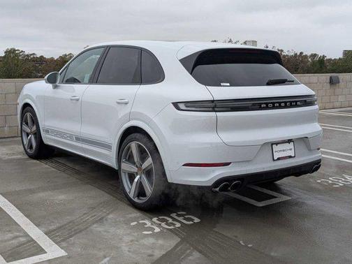 2025 Porsche Cayenne Cayenne
