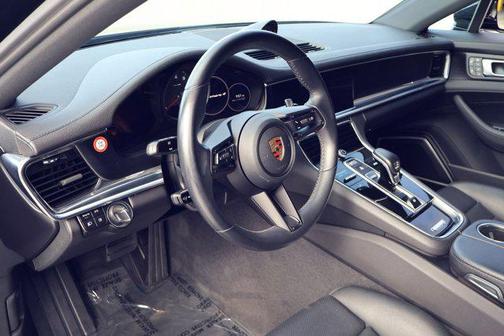 2023 Porsche Panamera Platinum Edition