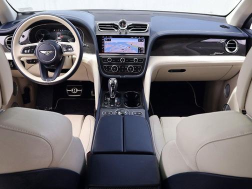Moroccan Blue 2021 Bentley Bentayga Speed