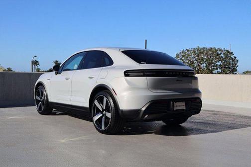 2026 Porsche Macan Electric