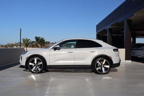 2026 Porsche Macan Electric