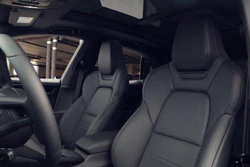 2025 Porsche Macan Electric