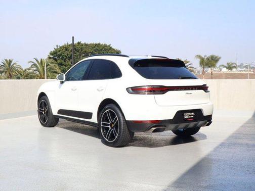 White 2021 Porsche Macan Macan