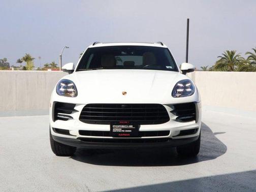 White 2021 Porsche Macan Macan