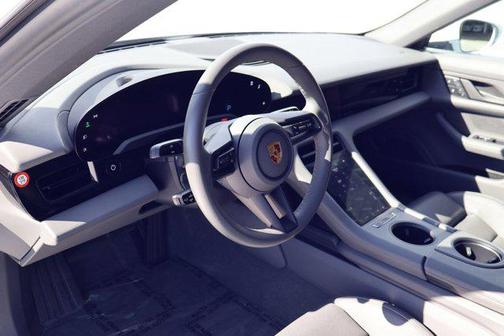 2022 Porsche Taycan RWD