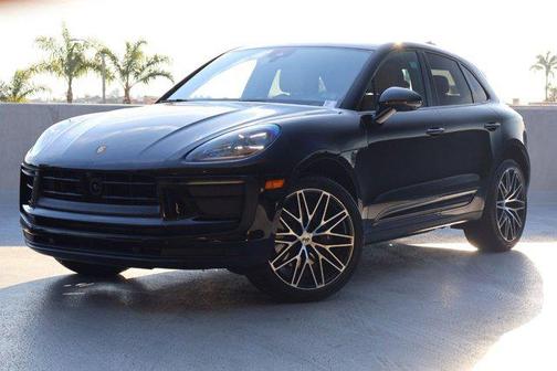 2025 Porsche Macan AWD