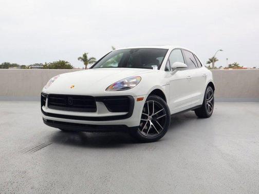 2025 Porsche Macan Macan