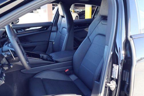 2026 Porsche Panamera RWD