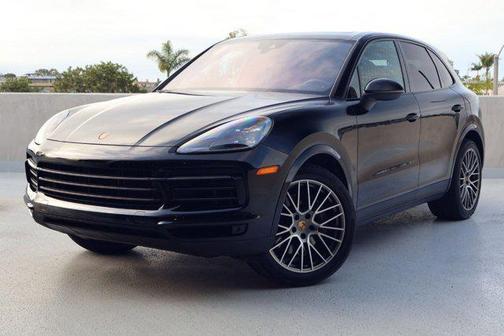 2023 Porsche Cayenne Platinum Edition