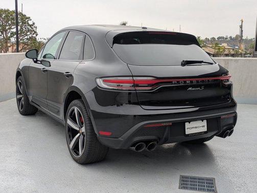 2025 Porsche Macan S