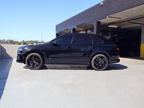 2021 Bentley Bentayga V8