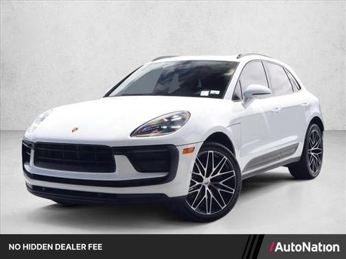 Carrara White Metallic 2022 Porsche Macan Macan