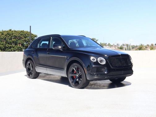 Beluga 2019 Bentley Bentayga V8