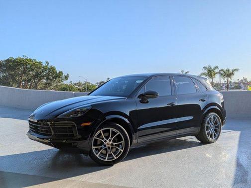 2022 Porsche Cayenne Platinum Edition