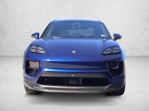 Gentian Blue Metallic 2025 Porsche Macan Macan Electric