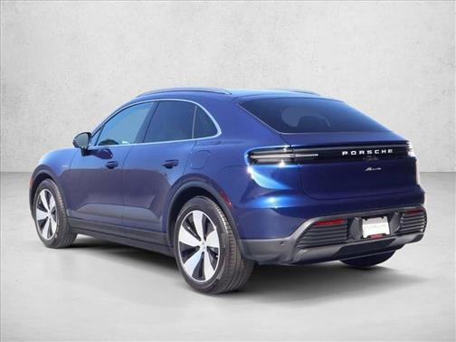 Gentian Blue Metallic 2025 Porsche Macan Macan Electric