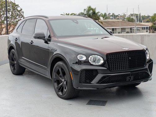 2025 Bentley Bentayga Azure