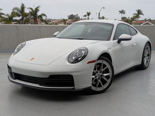 2025 Porsche 911 Carrera