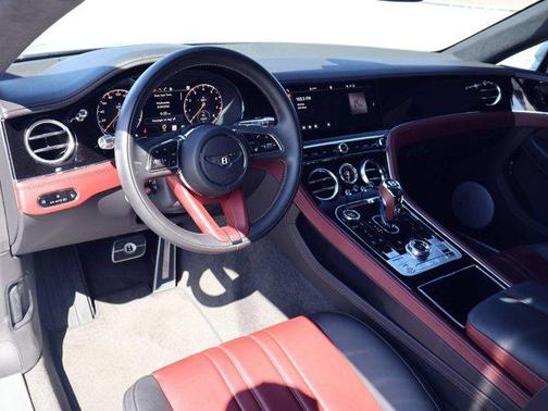 Moonbeam 2023 Bentley Continental GT Base