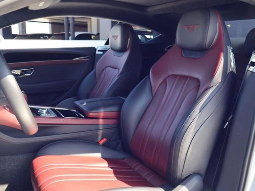 Moonbeam 2023 Bentley Continental GT Base