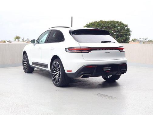2023 Porsche Macan Macan
