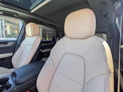 2025 Porsche Cayenne Cayenne
