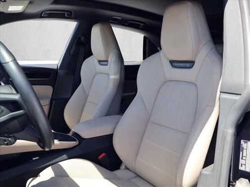 Black 2025 Porsche Macan Macan Electric