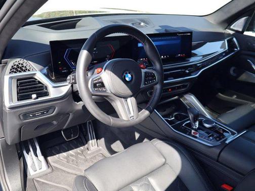 Carbon Black Metallic 2025 BMW X5 M Base