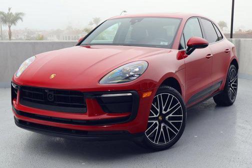 2025 Porsche Macan AWD