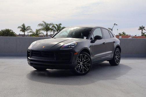 2025 Porsche Macan AWD