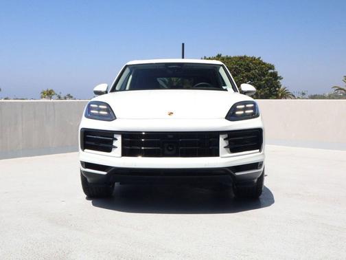 White 2026 Porsche Cayenne Cayenne