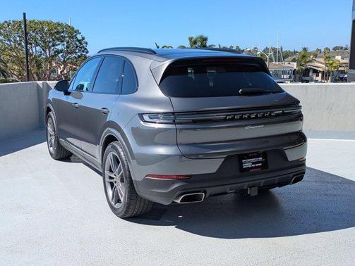 2024 Porsche Cayenne Cayenne