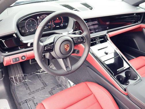 2026 Porsche Panamera RWD