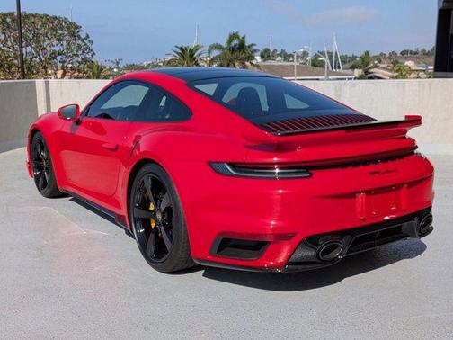 2021 Porsche 911 Turbo S