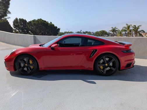 2021 Porsche 911 Turbo S