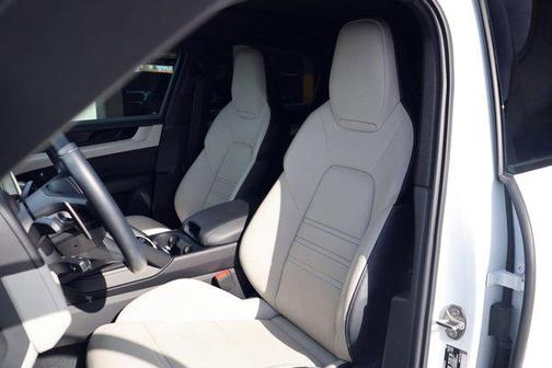 2024 Porsche Cayenne Cayenne
