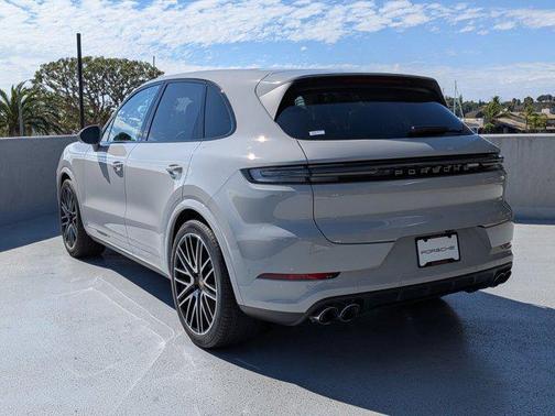 2025 Porsche Cayenne Cayenne