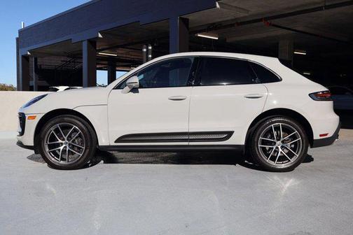 2024 Porsche Macan AWD