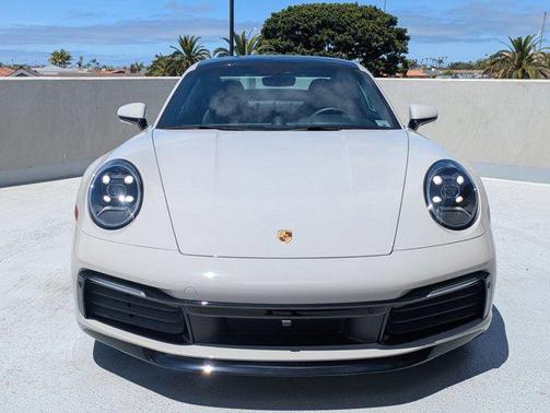 2024 Porsche 911 Carrera S
