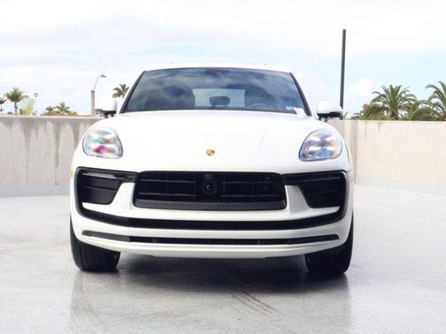 White 2025 Porsche Macan Macan