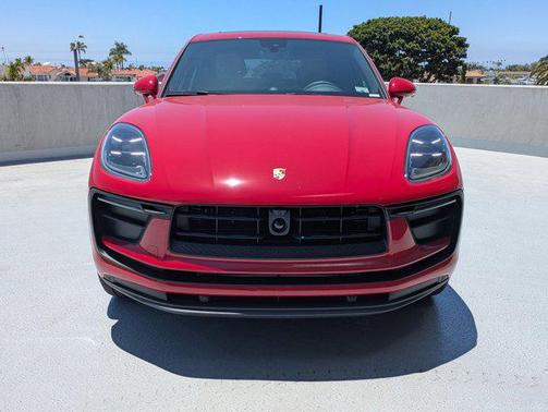 Carmine Red 2025 Porsche Macan Macan