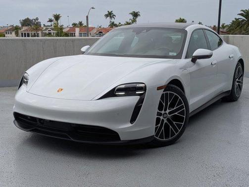 2022 Porsche Taycan RWD