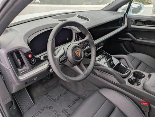 2025 Porsche Cayenne Cayenne