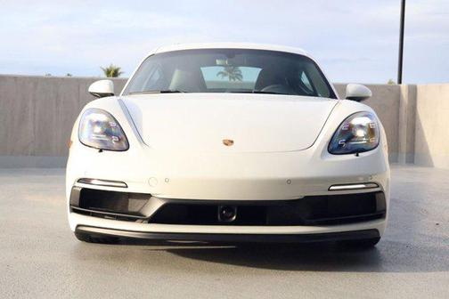 2025 Porsche 718 Cayman GTS 4.0