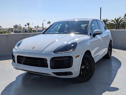 2021 Porsche Cayenne GTS